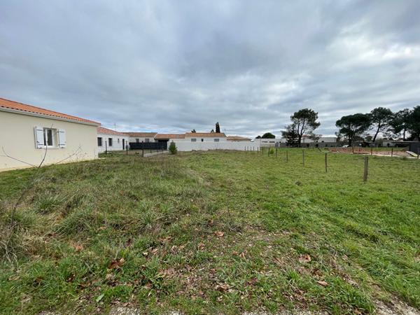ARVERT / Terrain constructible de 523 m² Arvert