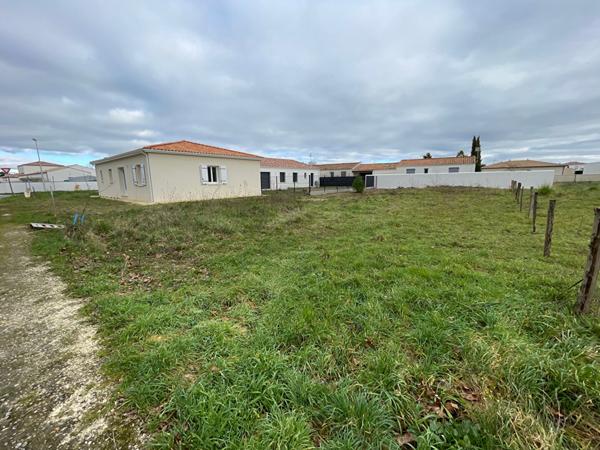 ARVERT / Terrain constructible de 523 m² Arvert