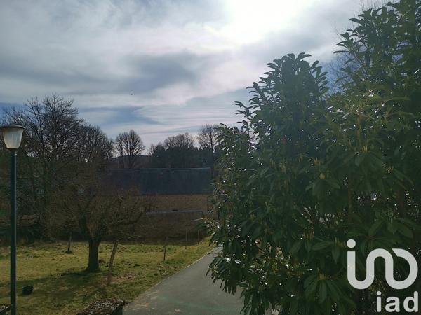 Maison 3 pièces de 52 m² à Peyrelevade (19290)