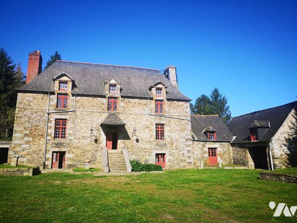 Manoir du XVIIIe siècle sur plus de 12 hectares
