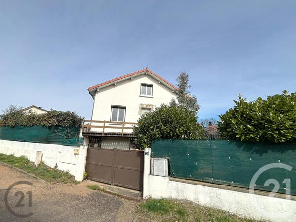 Maison à vendre  4 pièces - 96,48 m2 MOZAC - 63