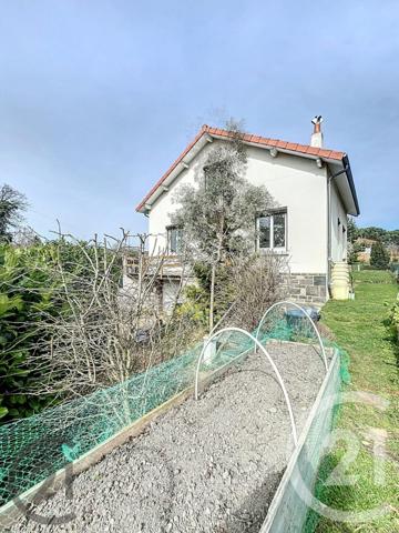 Maison à vendre  4 pièces - 96,48 m2 MOZAC - 63