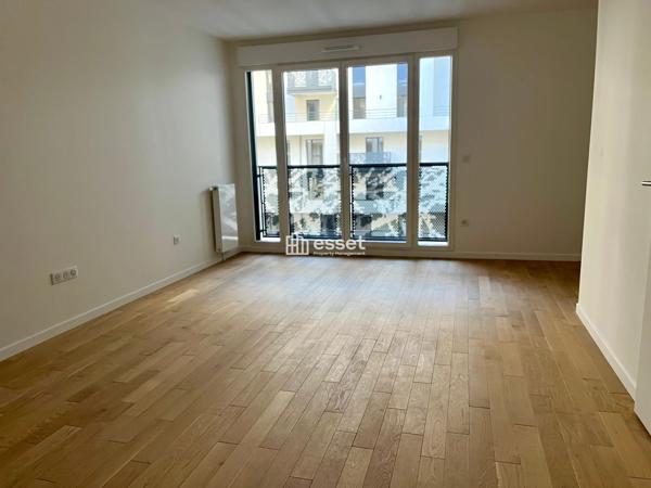Location Studio 33.21 m² - Courbevoie 92400