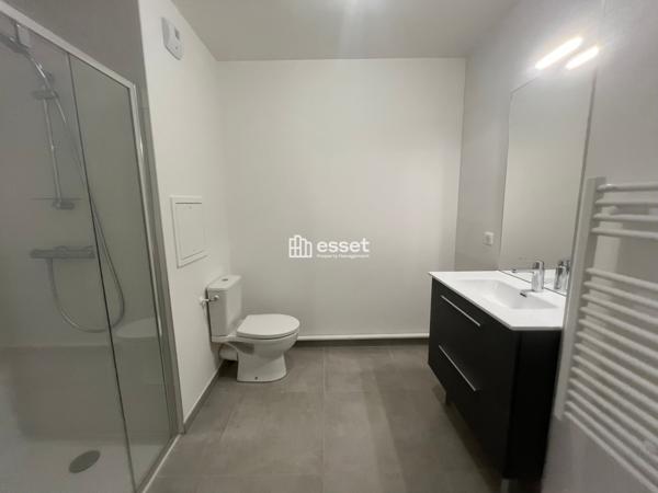 Location Studio 33.21 m² - Courbevoie 92400