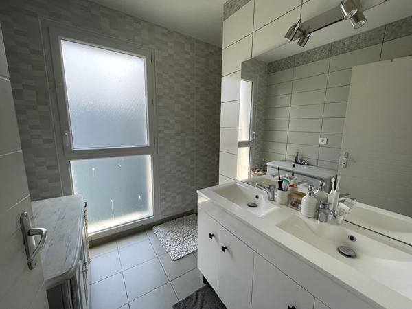 BEAUCOUZE APPARTEMENT T3, Beaucouze 49070
