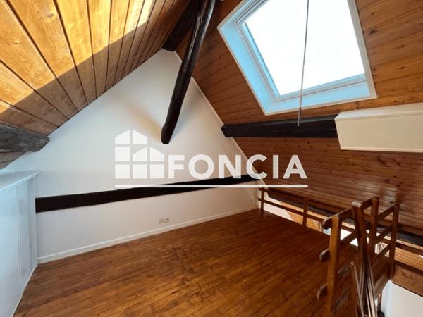 Location Studio 23.78 m² - 112 rue Battant Besancon 25000