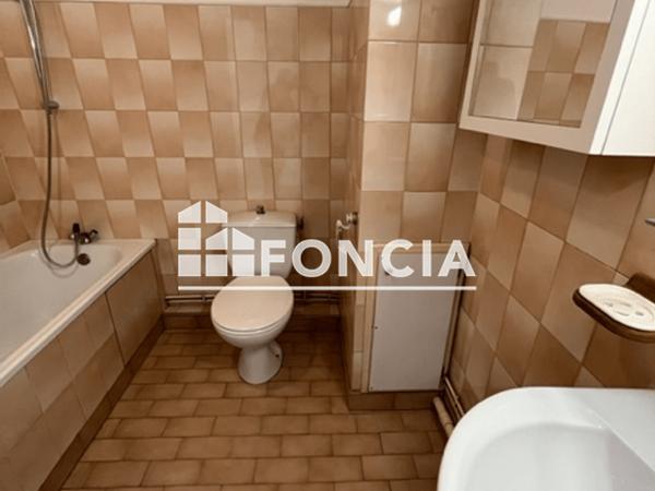 Location Studio 23.78 m² - 112 rue Battant Besancon 25000