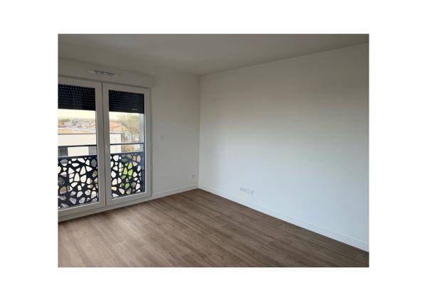 Poitiers (86000) POITIERS T3 NEUF 57m2 avec terrasse 35 m2