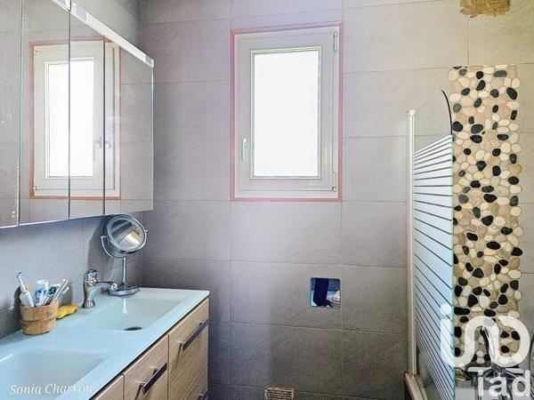 Maison à vendre 7 pièces 137 m² Ver-lès-Chartres