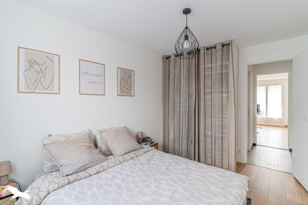 Appartement à vendre 308 999 € Bordeaux 5 p 83 m² DPE D