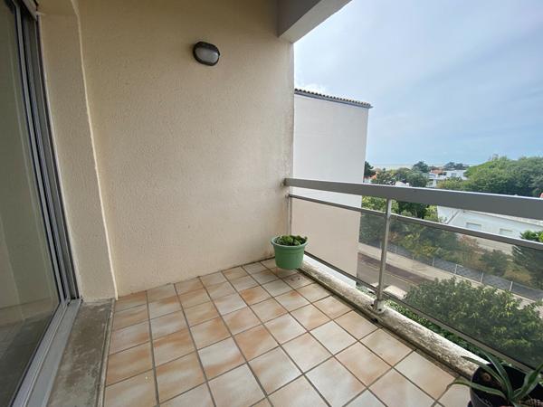 Appartement ROYAN - 3 pièce(s) - 43.85 m2 Royan Appartement ROYAN - 3 pièce(s) - 43.85 m2 Royan