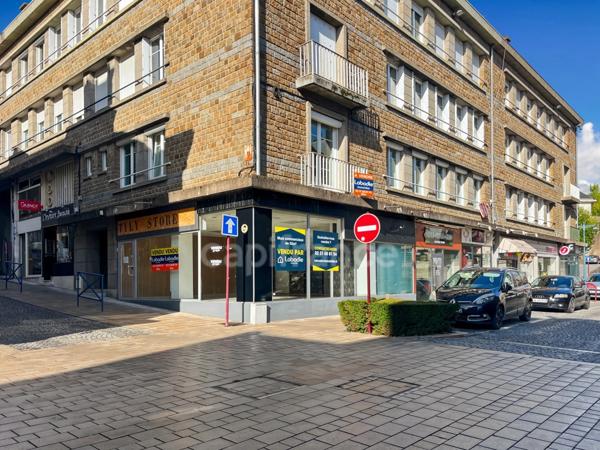 Appartement 118 m² : vaste séjour de 32 m², 3 chambres, cave, grenier et garage en plein centre de VIRE (14)