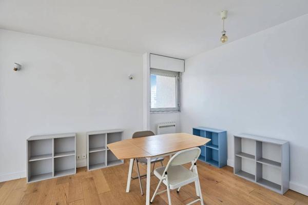 Grand studio - Paris 10ème Canal St Martin