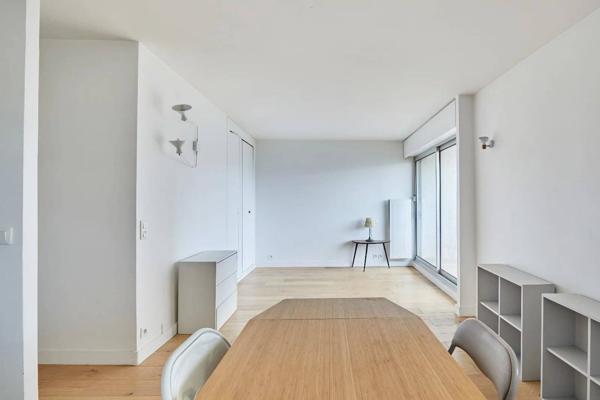 Grand studio - Paris 10ème Canal St Martin