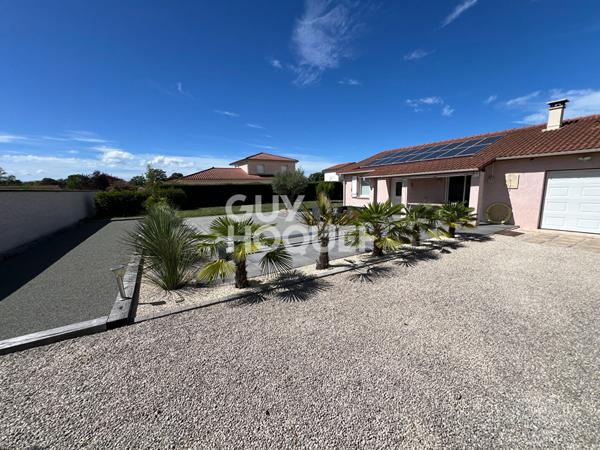 Maison à vendre à Feurs - 3 pièces, 2 chambres, jardin spacieux