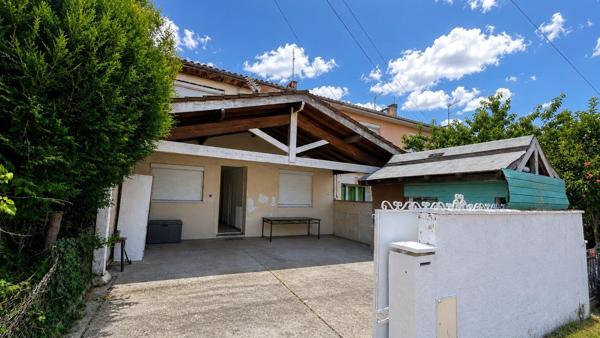Vente                                                      Maison
                        
                     6 pièces                      114 m2                     à Pujols