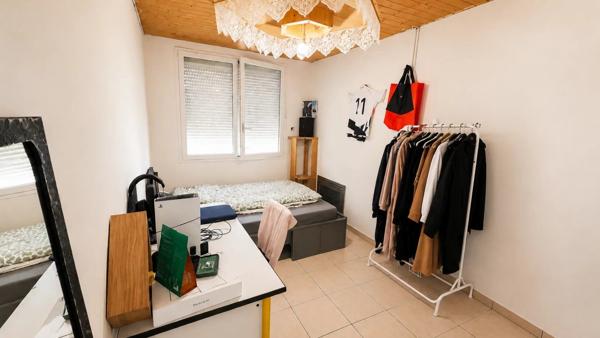 Vente                                                      Maison
                        
                     6 pièces                      114 m2                     à Pujols