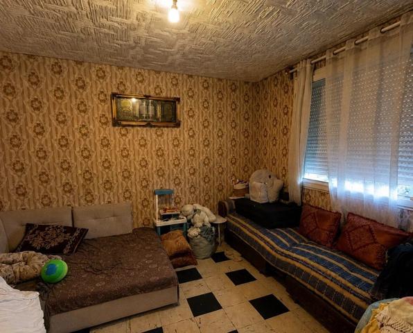Vente                                                      Maison
                        
                     6 pièces                      114 m2                     à Pujols