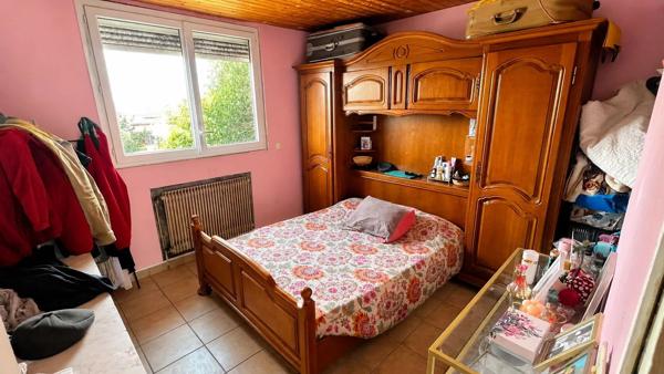 Vente                                                      Maison
                        
                     6 pièces                      114 m2                     à Pujols