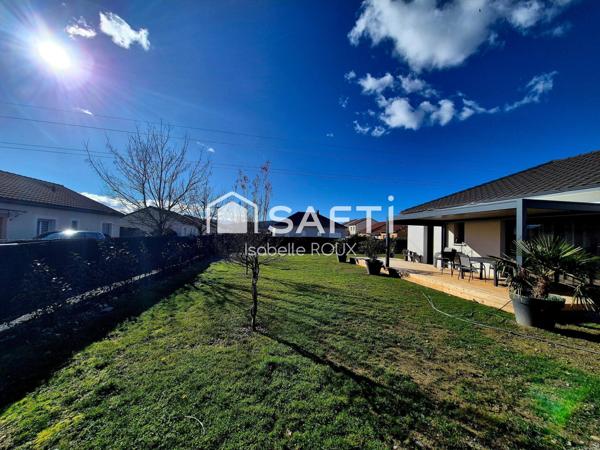 Maison contemporaine proche de Pau, avec joli jardin