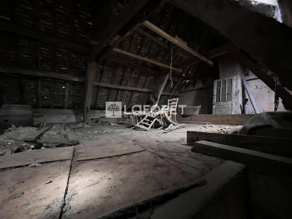 Achat maison près de FRANGY EN BRESSE - 5 pièce(s) - 140 m² - 89 000 €