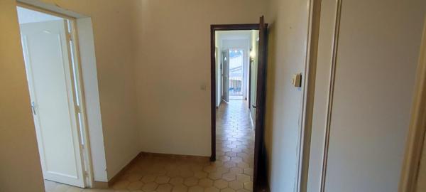 Quartier calme, Maison 3 faces, parcelle 340m2