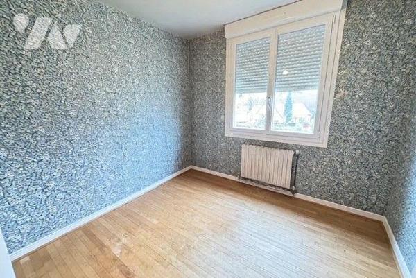 A vendre maison et dépendances MOELAN SUR MER (29)

Dans le quartier recherché de Kergroës, d...