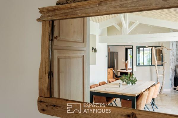 Familiale aux volumes généreux et sa piscine intérieure