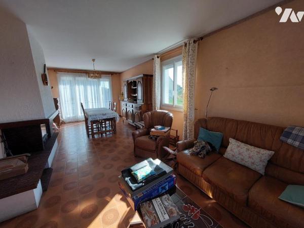 MAISON INDEPENDANTE AVEC SOUS SOL