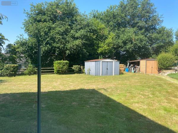 Pavillon à vendre à Andouillé en Mayenne (53240), ref : 53047/130