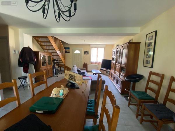 Pavillon à vendre à Andouillé en Mayenne (53240), ref : 53047/130