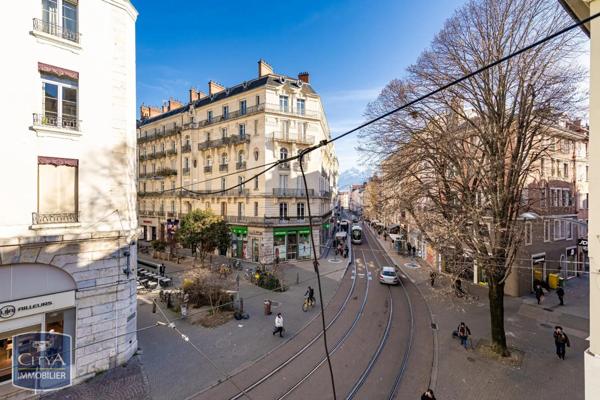 Appartement à vendre 7 pièces 182.25m²