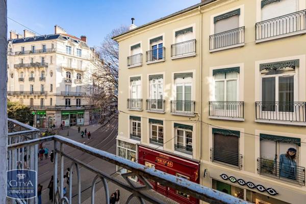 Appartement à vendre 7 pièces 182.25m²