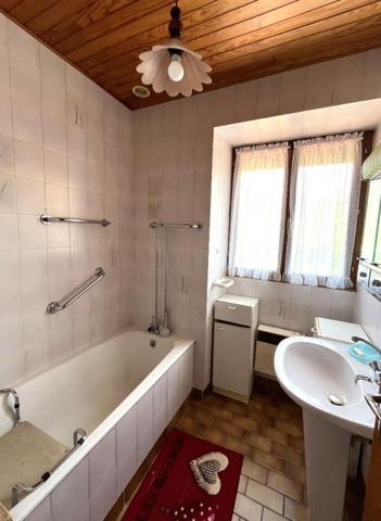 Maison  de 70m² à Nivigne Et Suran