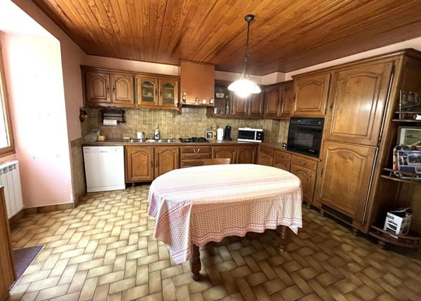 Maison  de 70m² à Nivigne Et Suran