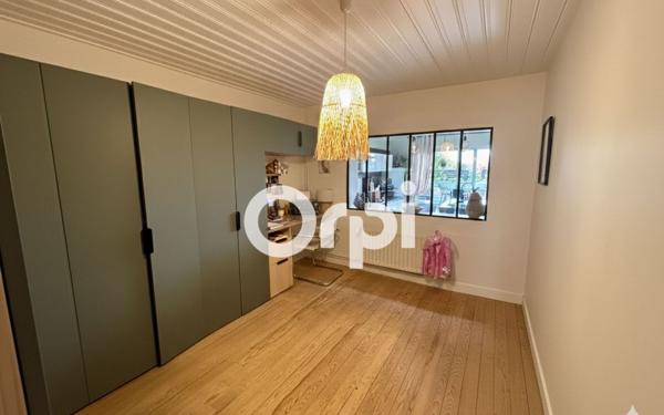 Maison à vendre    5 pièces • 237 m2 Saint-Martin-Boulogne