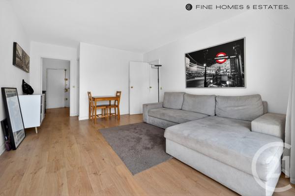 Appartement F2 à vendre  2 pièces - 42,36 m 2   PARIS  - 75015