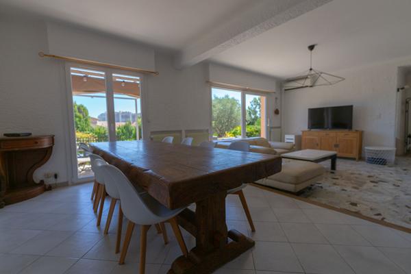 Maison de plain pied Mandelieu La Napoule 5 pièce(s) 130 m2