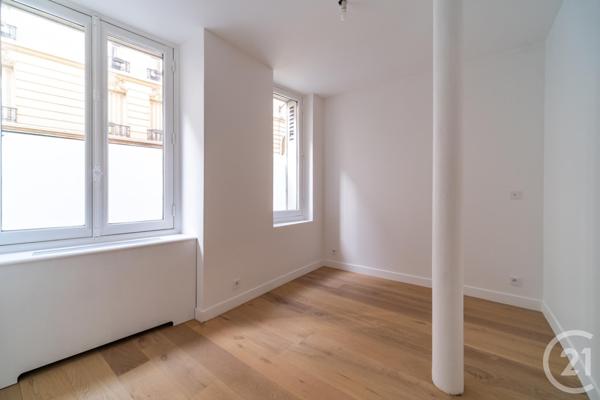 Appartement F4 à vendre  4 pièces - 122 m2 PARIS - 75006