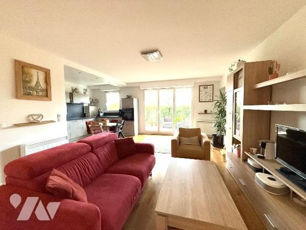 APPARTEMENT de 4 pièces 3 chambre de 84m² avec JARDIN. Parking en sous-sol.