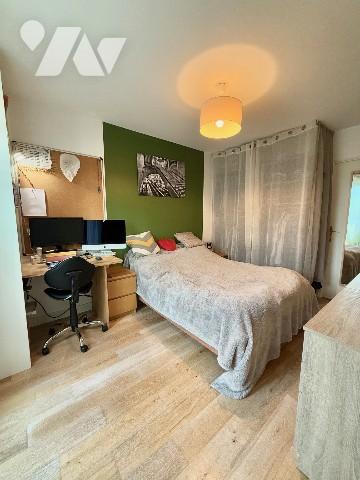 APPARTEMENT de 4 pièces 3 chambre de 84m² avec JARDIN. Parking en sous-sol.