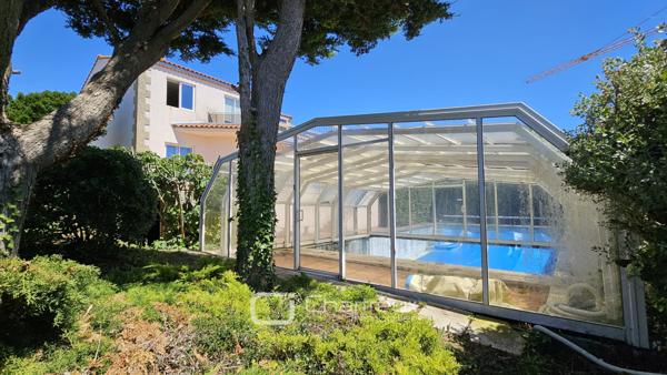 Maison/Villa avec vue mer à Vaux sur Mer de 227.22m2