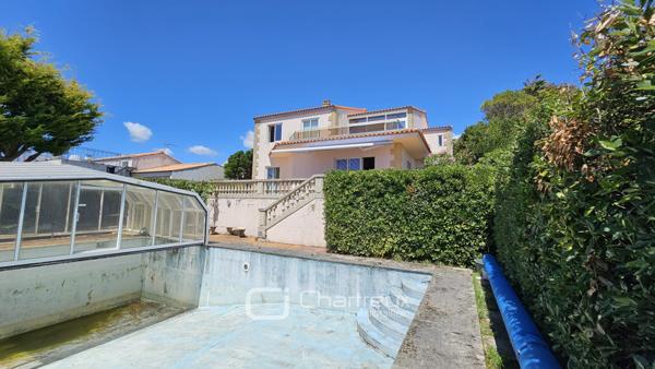 Maison/Villa avec vue mer à Vaux sur Mer de 227.22m2