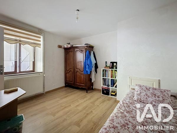 Maison à vendre 7 pièces 200 m² Moirans-en-Montagne