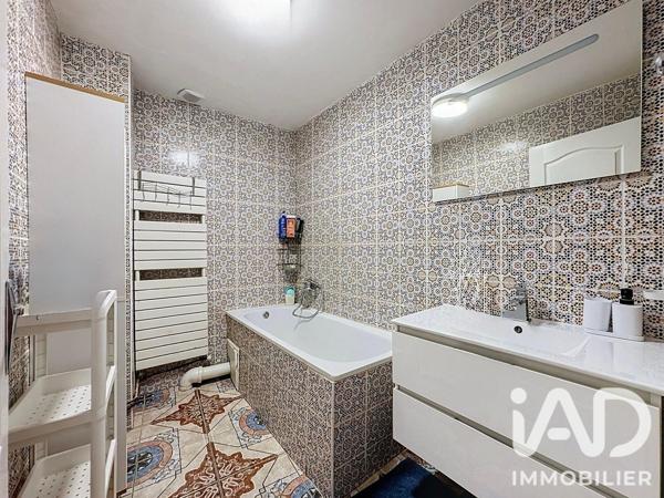 Maison à vendre 7 pièces 200 m² Moirans-en-Montagne