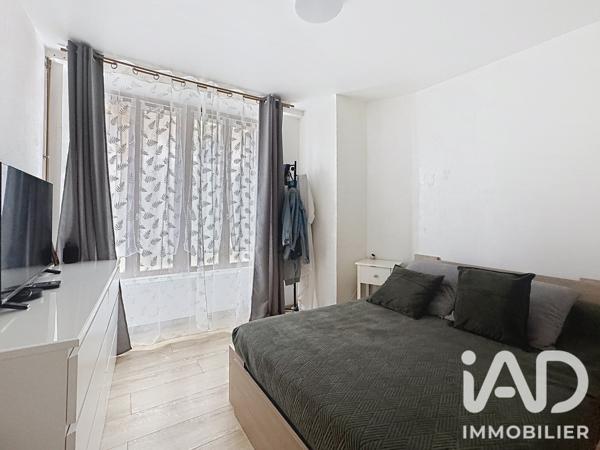 Maison à vendre 7 pièces 200 m² Moirans-en-Montagne