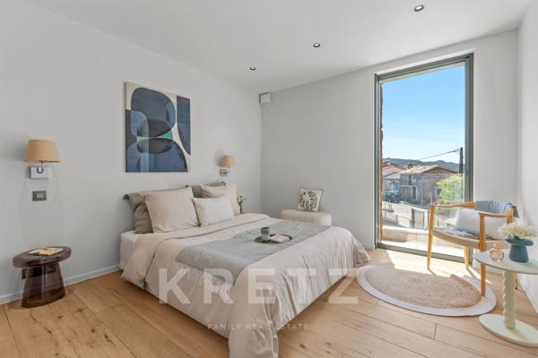 LES ADRETS-DE-L'ESTÉREL — Appartement neuf de 116 m² avec une belle terrasse de 44 m²