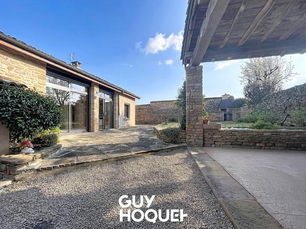 Maison Vinzelles 6 pièce(s) 215 m2