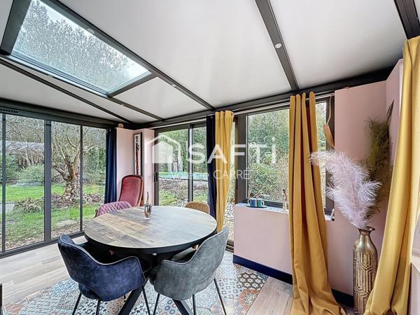 PROPRIÉTÉ  4 CHAMBRES - PISCINE ET JARDIN PAYSAGER