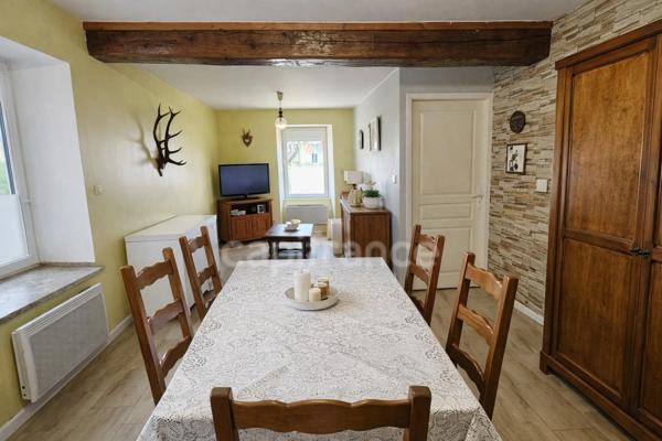 Appartement 2 chambres avec extérieur privatif et dépendance - à vendre MOUCHARD (39330)